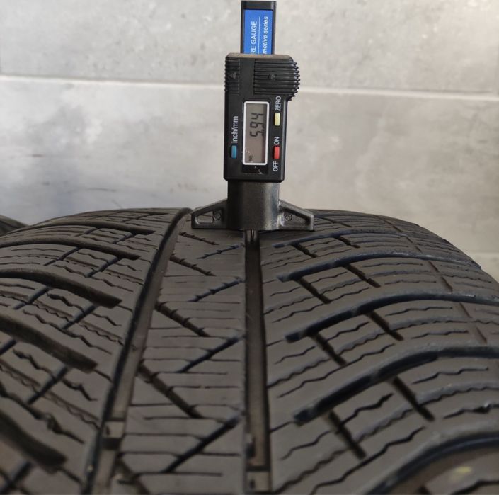 Opony zimowe 305/35/21 Michelin