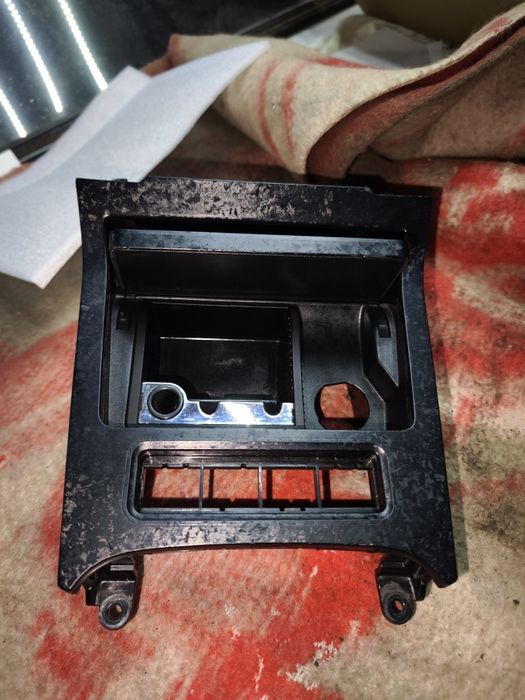 Пепельница передняя гольф 5