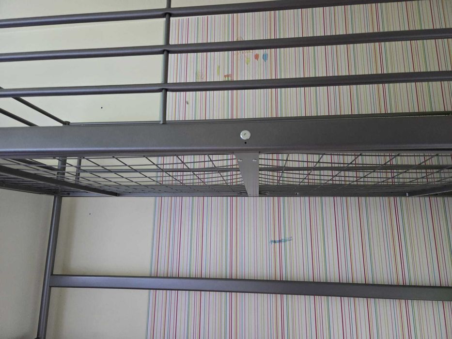 Łóżko na antresoli Ikea Svarta