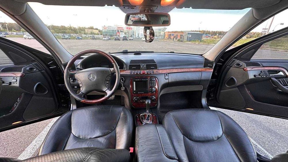 Mercedes-Benz S-Class 2000
