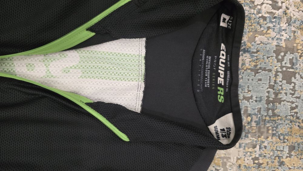 Jersey topo de gama ASSOS EQUIPE RS Prof Series.