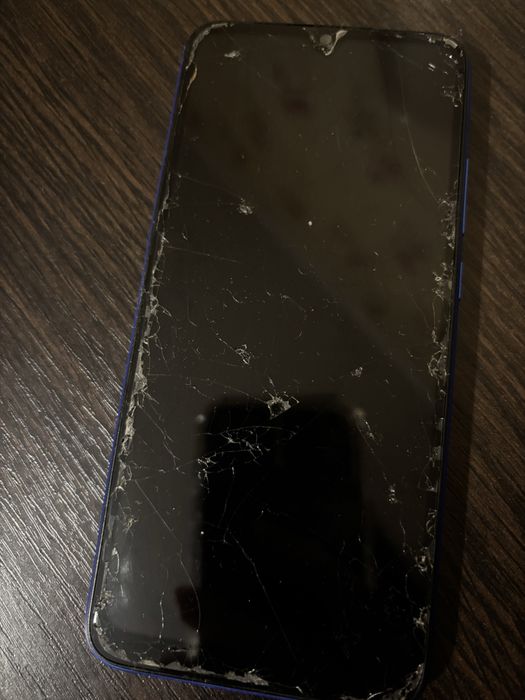 Телефон на запчастини