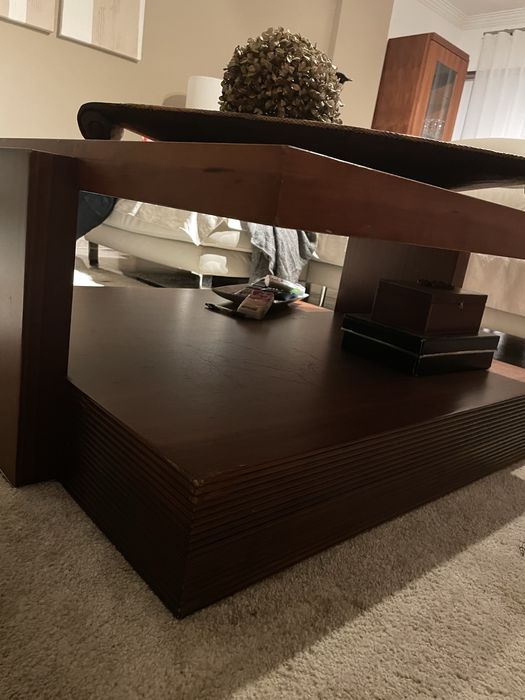 Mesa de centro/apoio ao sofá