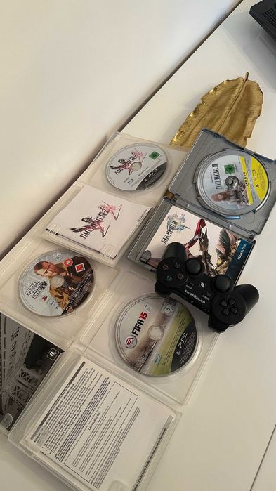 Playstation 3 PS3 + Comando + Jogos