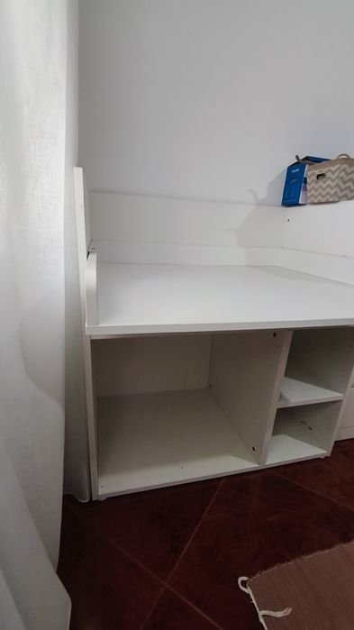 Fraldário/secretaria do IKEA