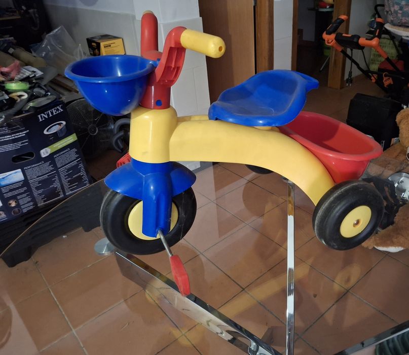 Vendo triciclo criança