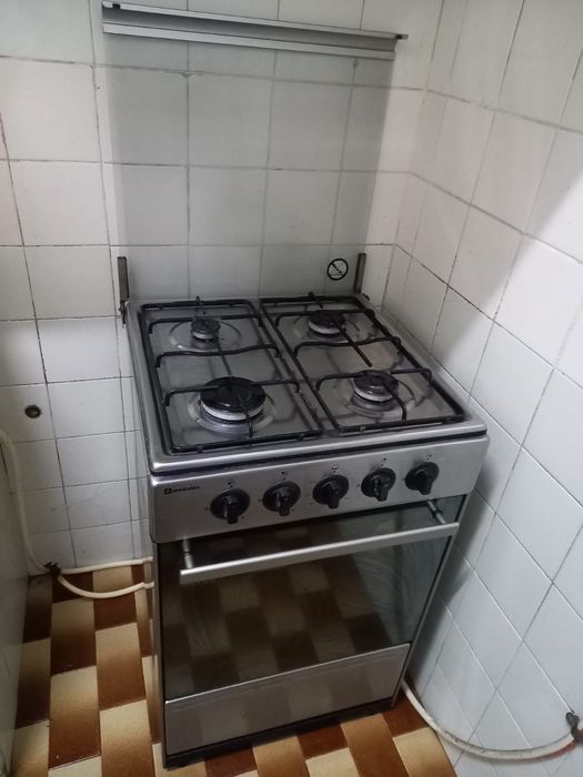 Fogão com forno a gás