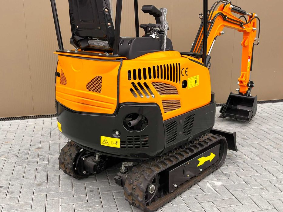 MINI GIRATORIA 1500 KG MOTOR KUBOTA ECO HT15