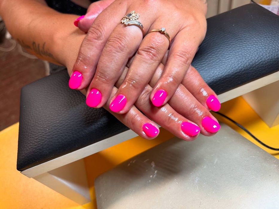 Маникюр гель лак