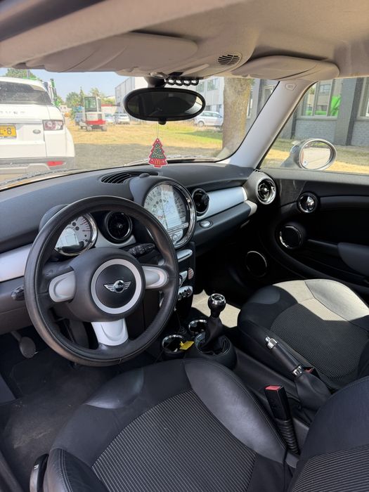 Mini Cooper 1.6 140 tys 2009