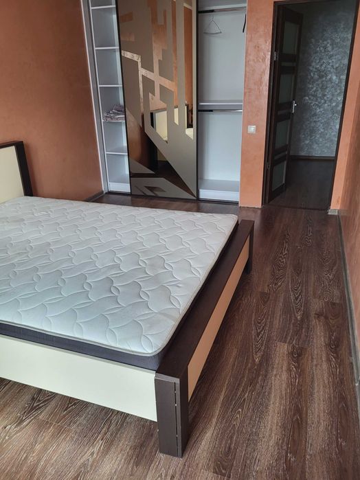 Продам котедж Ременів