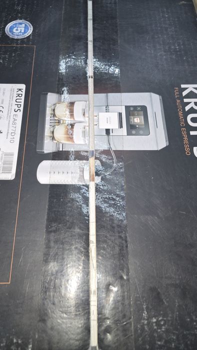 Nowy express KRUPS Intuition EA877D10 EA877