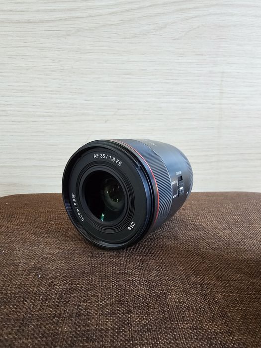 Samyang 35mm f 1.8