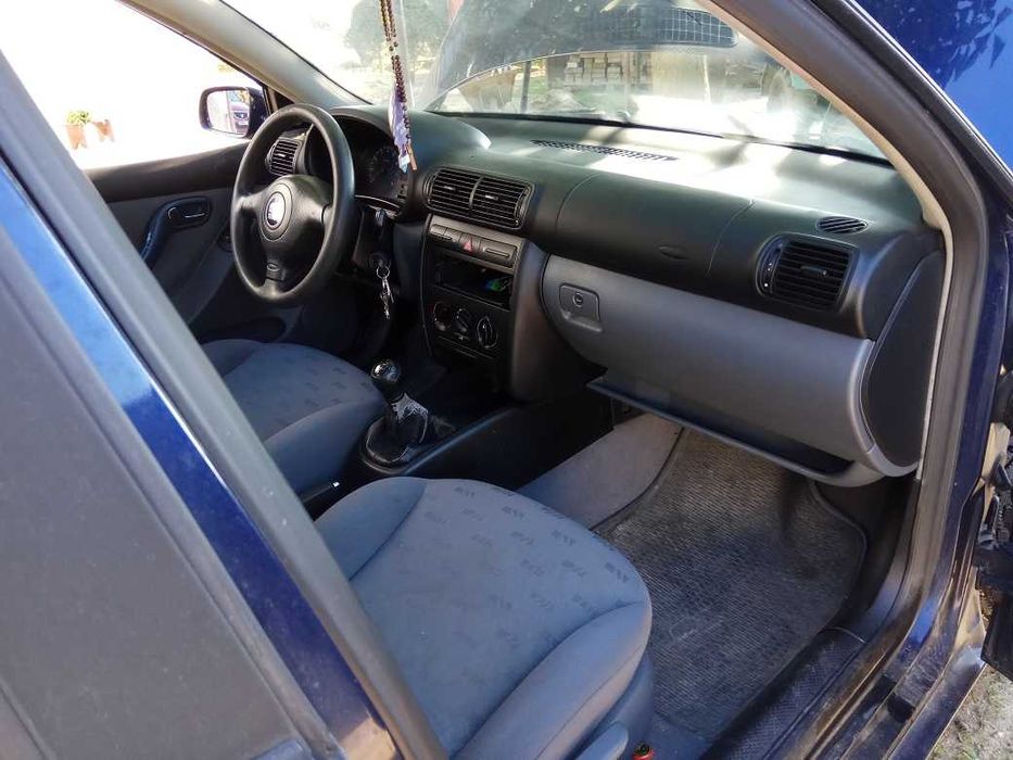 Deska rozdzielcza konsola kokpit Seat Leon I Toledo II 99-05