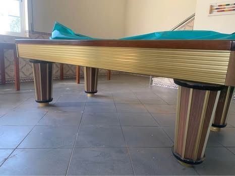 Vendo mesa de bilhar usada