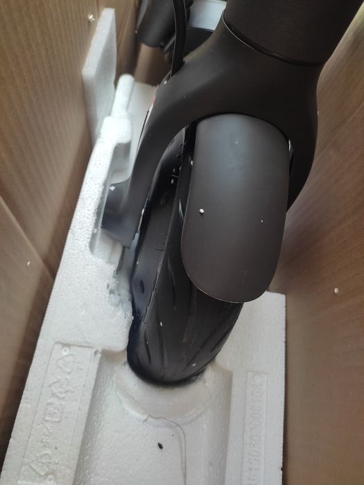 Hulajnoga elektryczna Navee V25i Pro 300W  bluetooth  EABS nowa