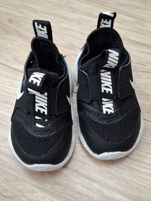 Buciki dziecięce Nike 18,5 rozm.