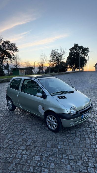 Twingo initiale automático