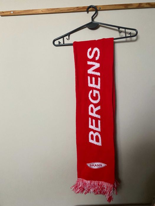 Unikatowy szal piłkarski SK BRANN BERGEN - OKAZJA
