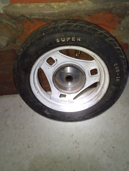 Продам на розбір скутер Suzuki let's 2old