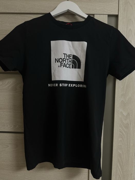 Продам футболку The North Face