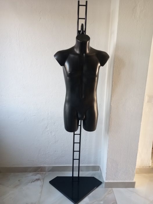 Manequim masculino