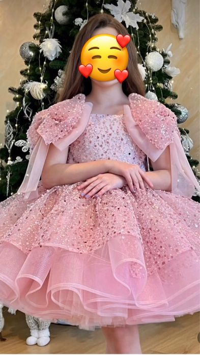 Плаття пишне на дівчинку 122/128см