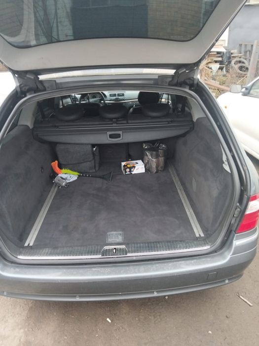 Продам Mercedes 211 для військових