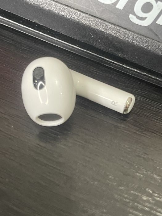 Продаю AirPods 3 правий оригінал АирПодс 3 оригинал