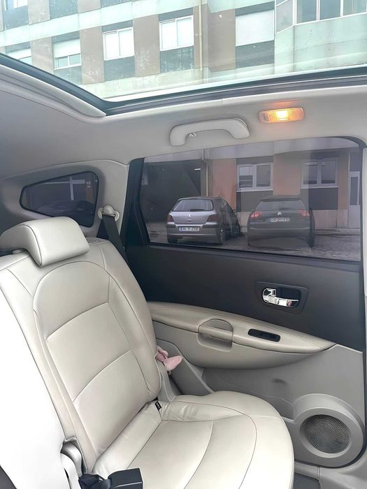 Nissan Qashqai +2 — photo 5