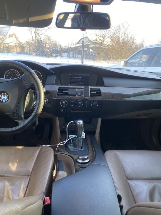 Продам Бмв е60 523і