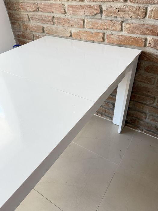 Mesa branca extensivel - 1.5 m x 90 cm ( extensivel até 2 metros)