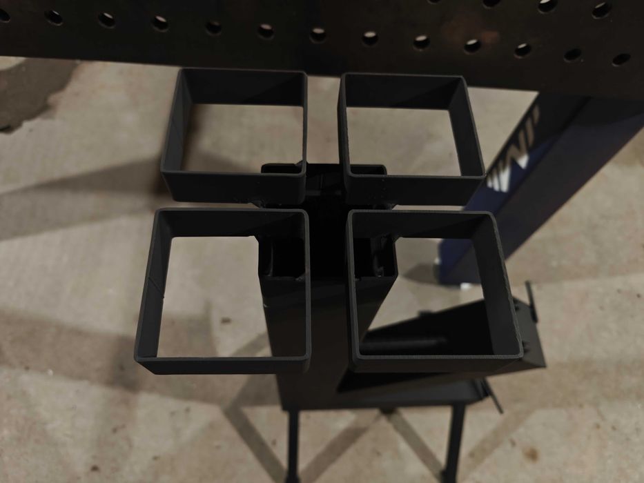 Piecyk rakietowy 80x80x2 solidny