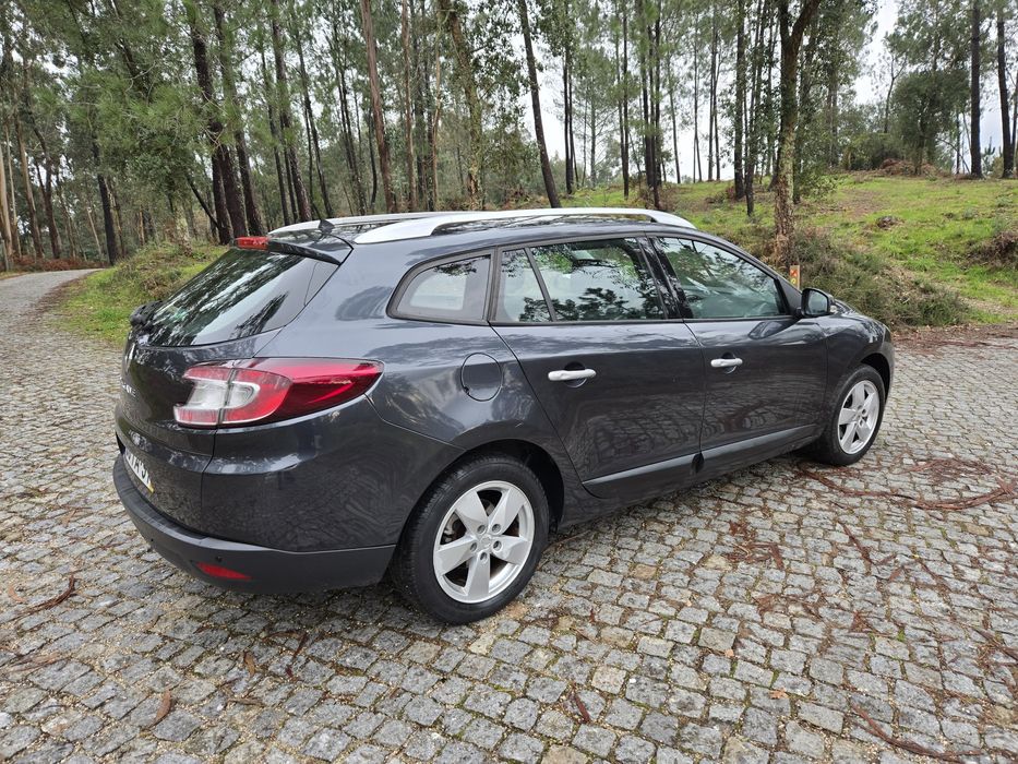 Revisada, sem nada a apontar.  Pronta para viajar com a família