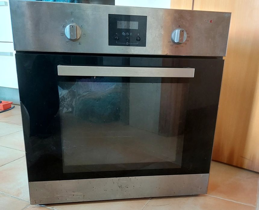 Forno eletrico (para reparação)
