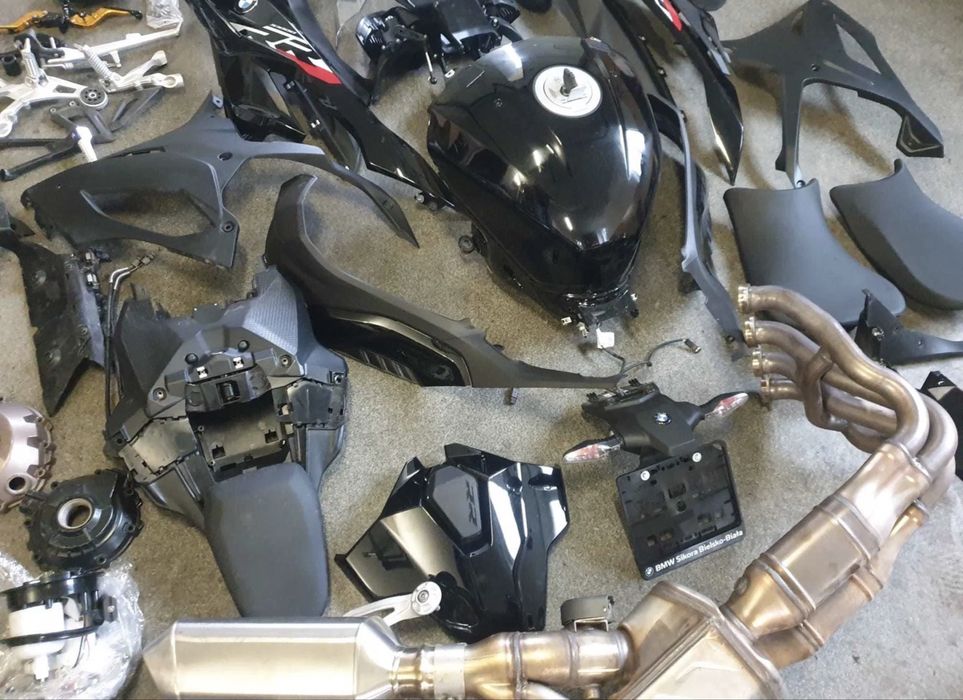 BMW S1000RR K67 пластик фара … бмв с1000рр к67