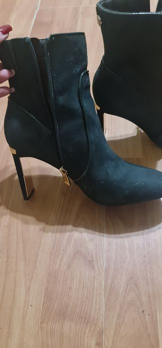 Продам шикарні ботильони