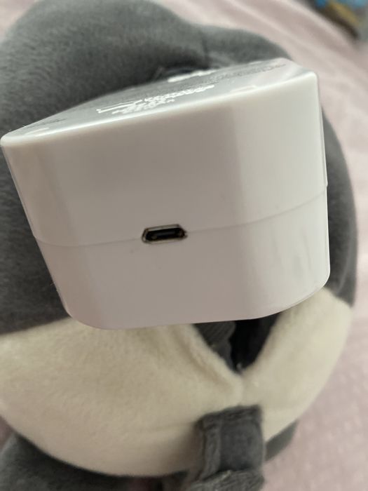 Panda - Luz, música, white noise,  Tommee tippee