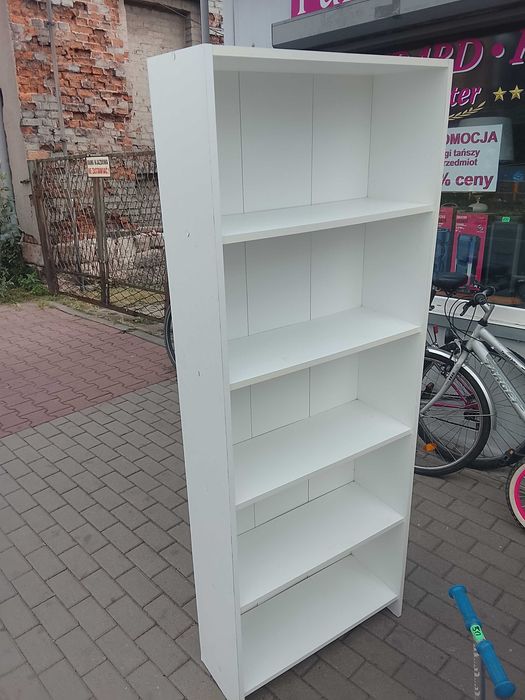 Wysoki biały regał 67x25x175 cm / Polecam / Odbiór osobisty