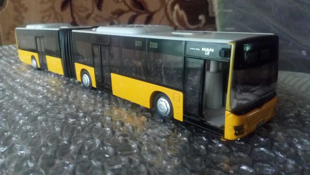 Автобус siku 3736 MAN NG 313