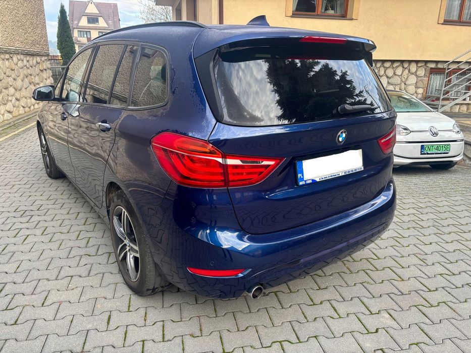 Bmw 218d x-drive 7-mio osobowy