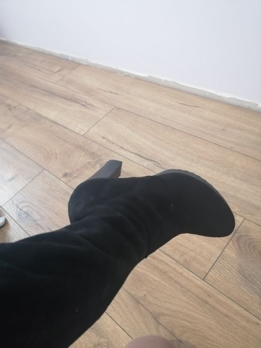 Kozaki długie za kolano