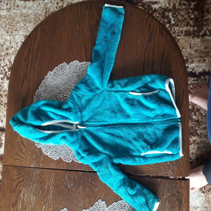 Bluza Lupilu Niebeiska 98/104
Stan dobry mało noszona
