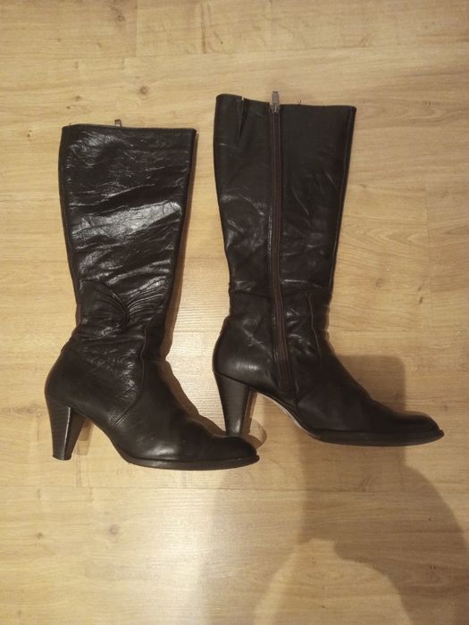 Buty damskie na obcasie Szafert r.39