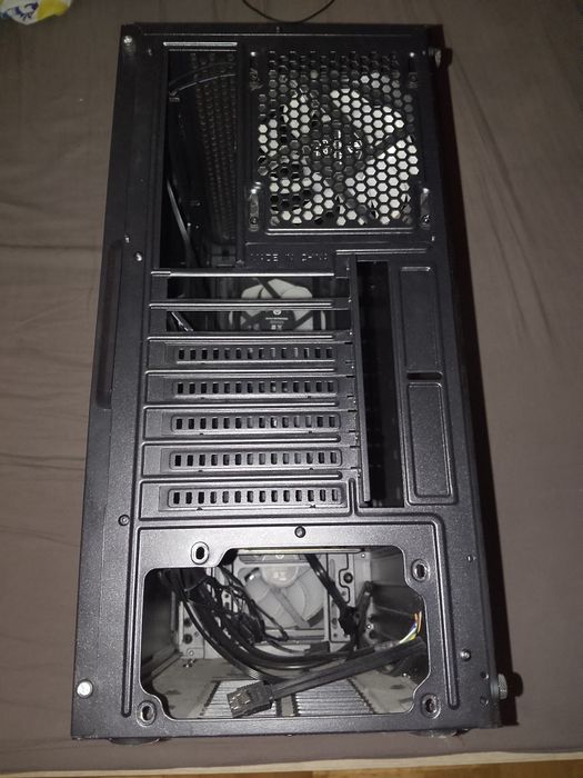 Endorfy Signum 300 ARGB – obudowa PC