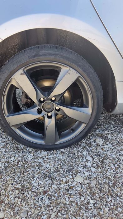 Felgi 18 cali z oponami Volvo  5x 108