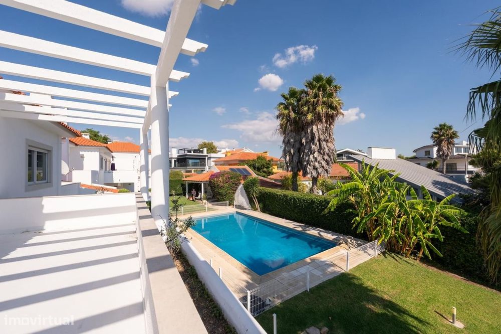 Moradia T4 com jardim, Areias de São Pedro, Cascais