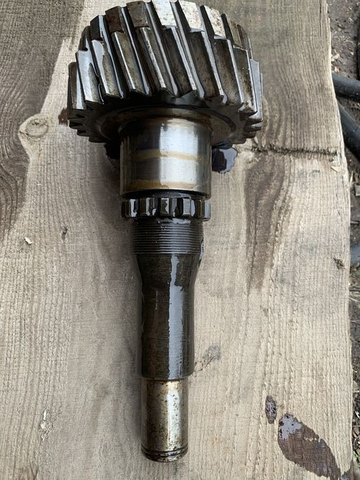 Первічний вал камаз 25 зубів новий