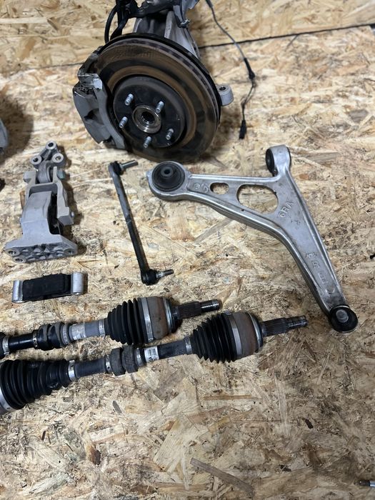 Передня ходова Nissan Rogue t33 21-25 ричаги,стойки,піввісь