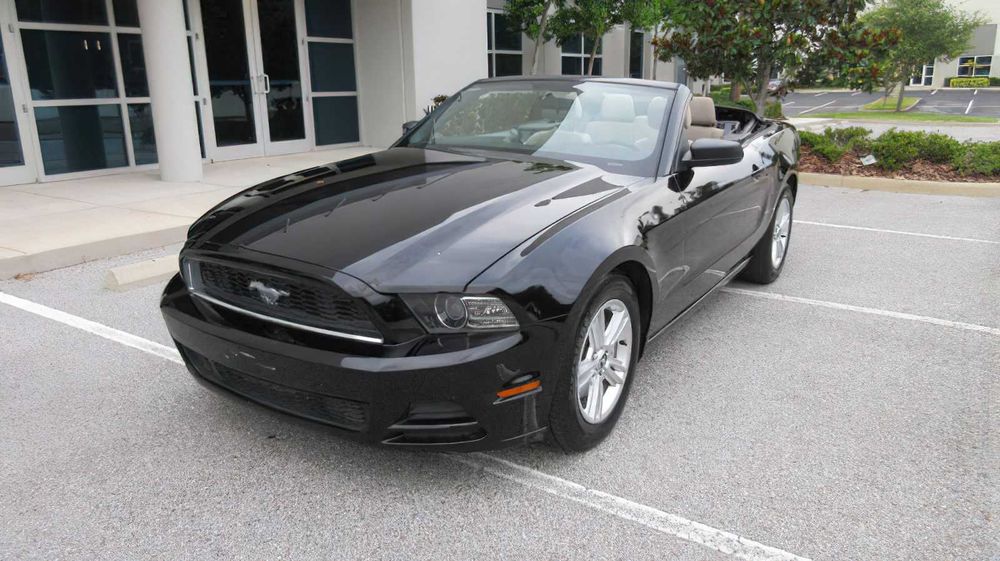 Ford Mustang      2014